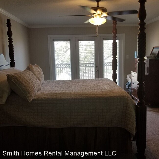 Building Photo - 2 br, 2 bath House - 2046 Beach Blvd #A326