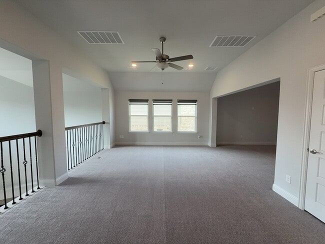 Building Photo - 7021 Lookout Ln