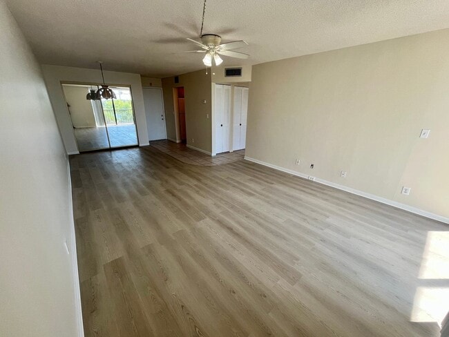 Building Photo - 3490 N Key Dr