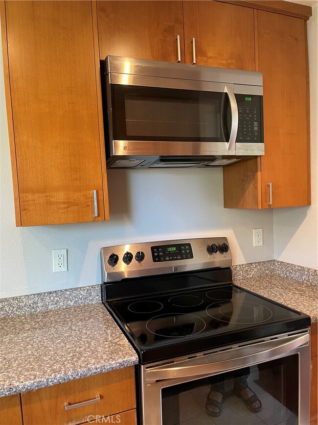 Building Photo - 4714 Park Granada