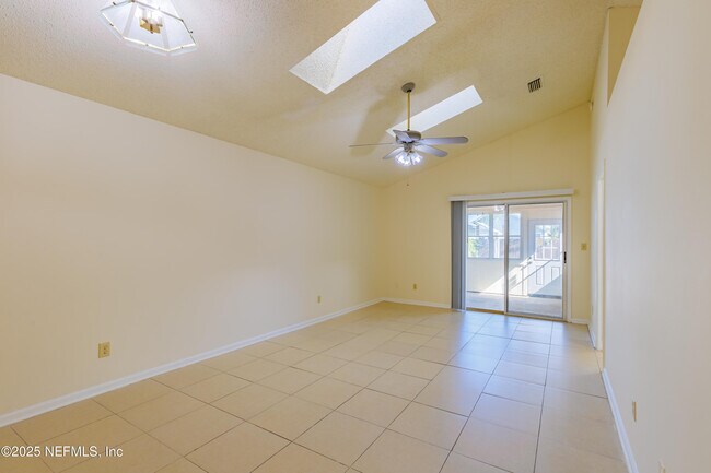 Building Photo - 8795 Ivey Rd