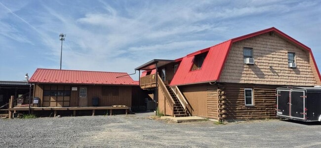 Building Photo - 95 Presidents St