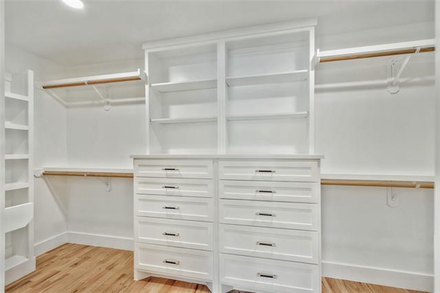 Building Photo - 11115 Scotsmeadow Dr