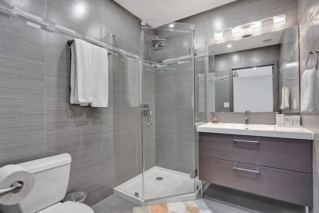 Building Photo - 1000 Diplomat Pkwy