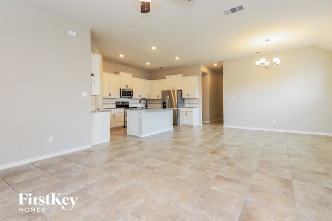 Building Photo - 105 Gentle Cir Way