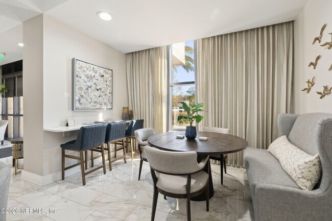 Building Photo - 1478 Riverplace Blvd