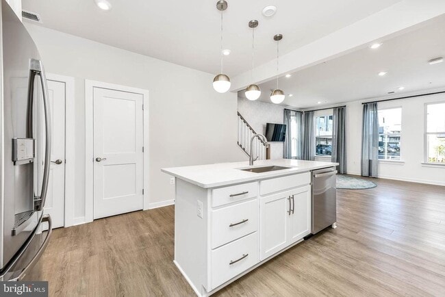 Building Photo - 4627 Olivine Dr