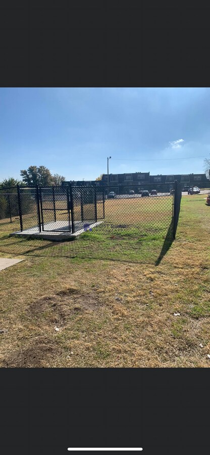 Building Photo - 2824 S Osage Ave