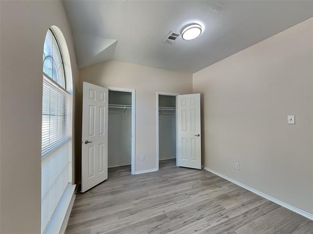 Building Photo - 613 Destin Dr