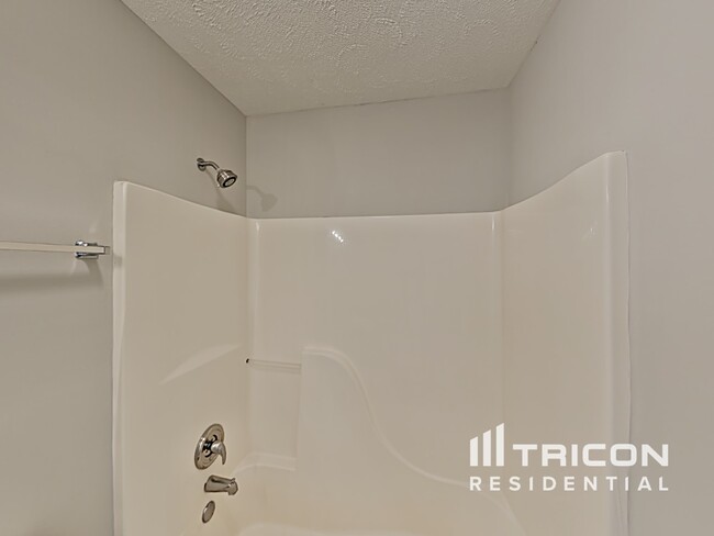 Building Photo - 1603 Covington Ct