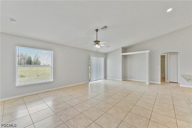 Building Photo - 1240 NW 22nd Pl
