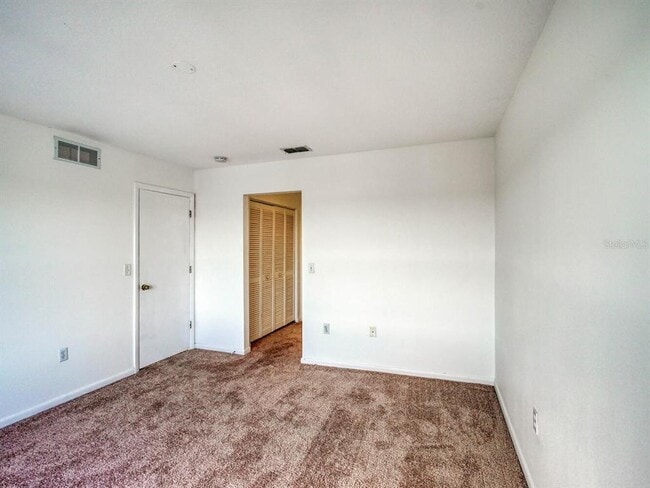 Building Photo - 4939 Floramar Terrace