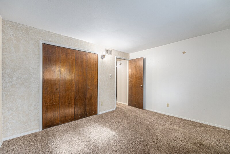 Building Photo - 8870 W Jewell Ave