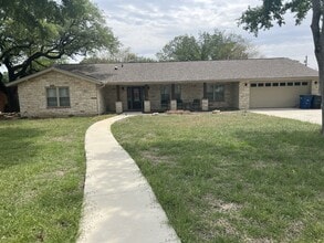 Building Photo - 34 Ridge Dr