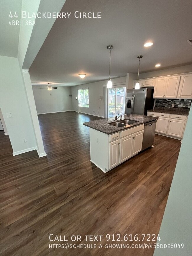 Building Photo - 44 Blackberry Cir