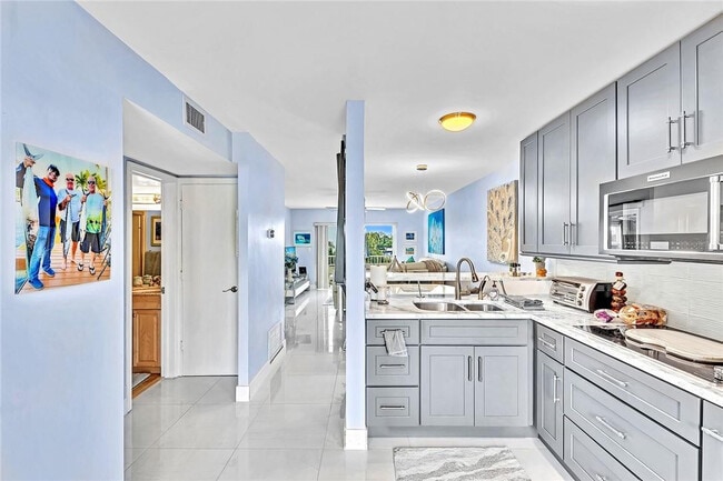 Building Photo - 1439 S Ocean Blvd