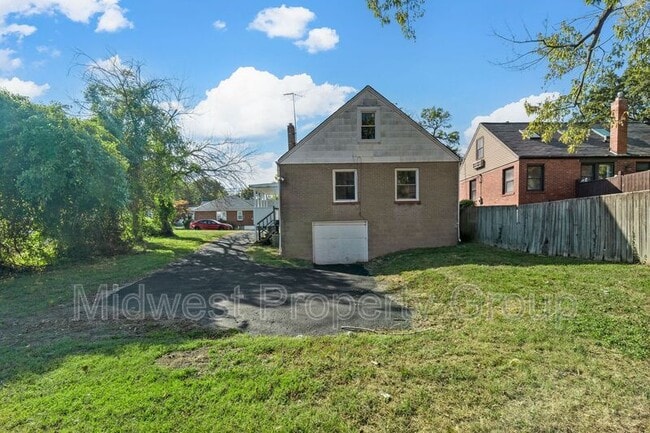 Building Photo - 3410 McKibbon