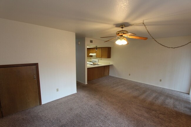Building Photo - Bright 2BR Townhome in Boyington Heights | Private Balcony + Fenced Backyard