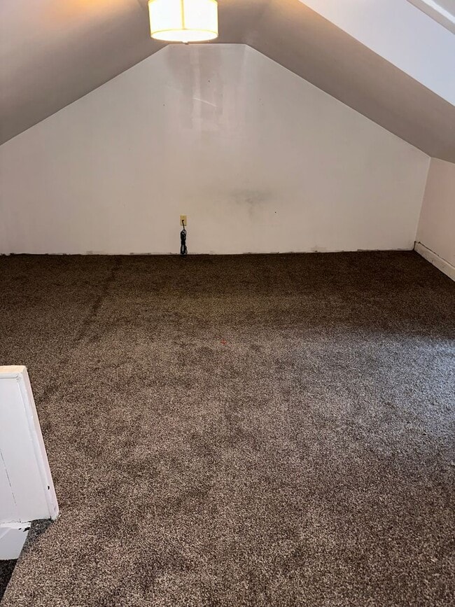 Building Photo - 119 S 17th St