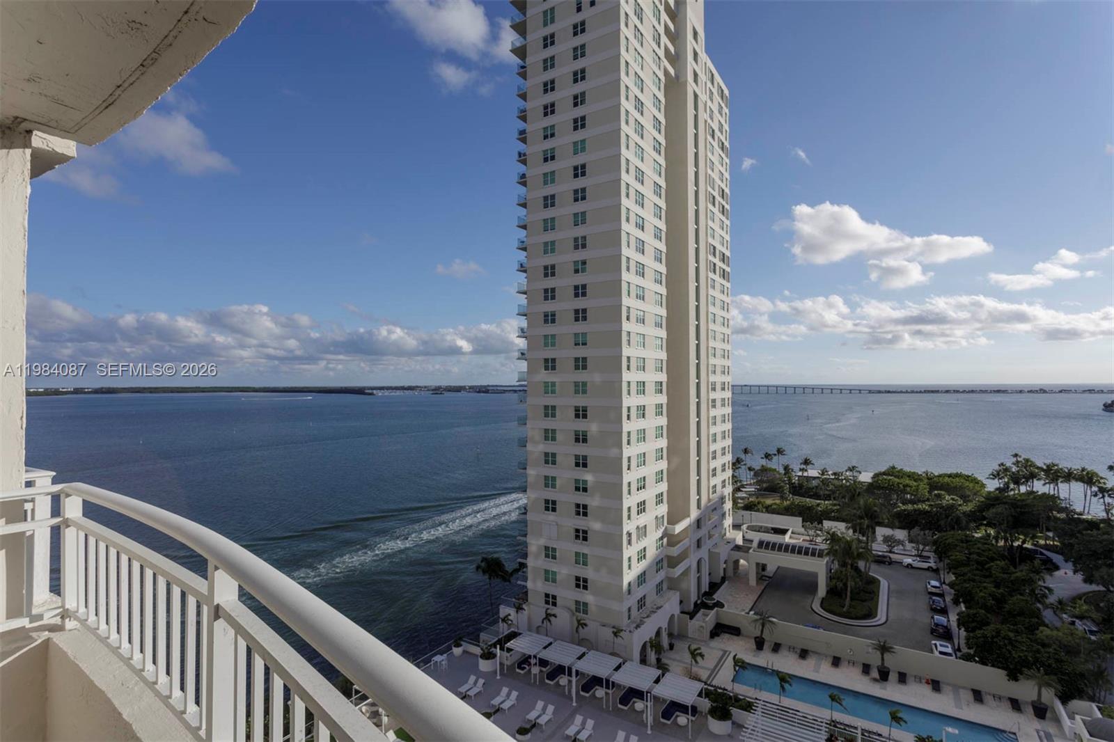 Building Photo - 770 Claughton Island Dr