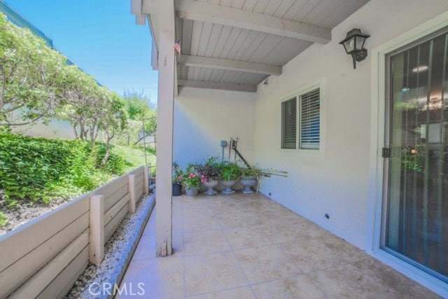 Building Photo - 23732 Hillhurst Dr