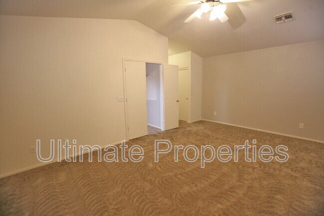 Building Photo - 12107 N 79th Dr