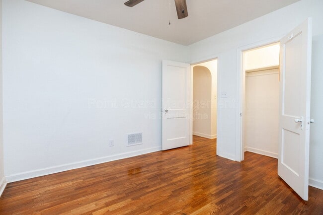 Building Photo - 619 N Glendale St