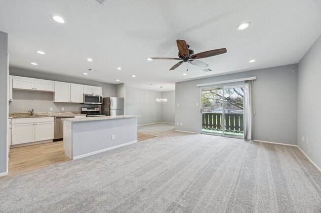 Building Photo - 5005 Georgi Ln