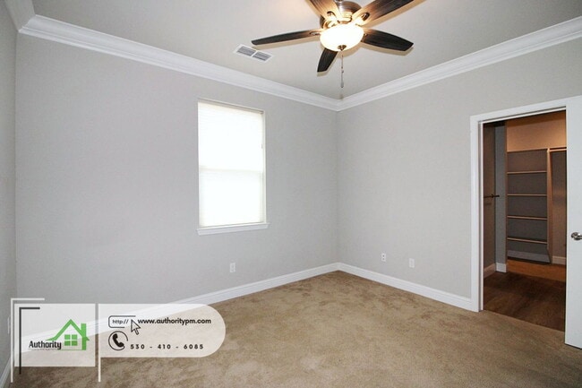 Building Photo - 867 Congaree Ln