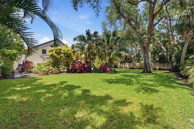 Building Photo - 141 Giralda Blvd NE