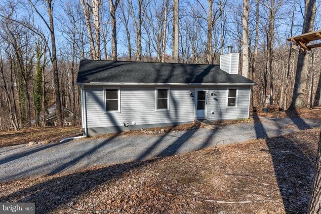 Building Photo - 462 Wild Rose Ln