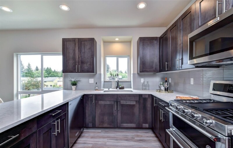 Building Photo - 14920 Manor Way