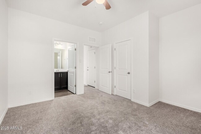 Building Photo - 331 W Mammoth Cave Dr