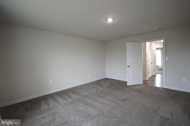 Building Photo - 44 Marineris Cir