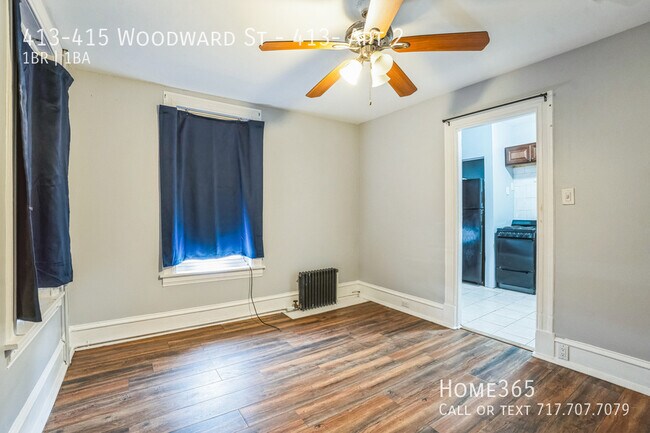 Building Photo - 413-415 Woodward St-413- Apt 2