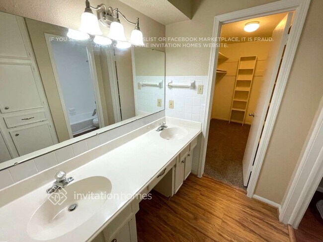 Building Photo - 5226 Brownlee Ln