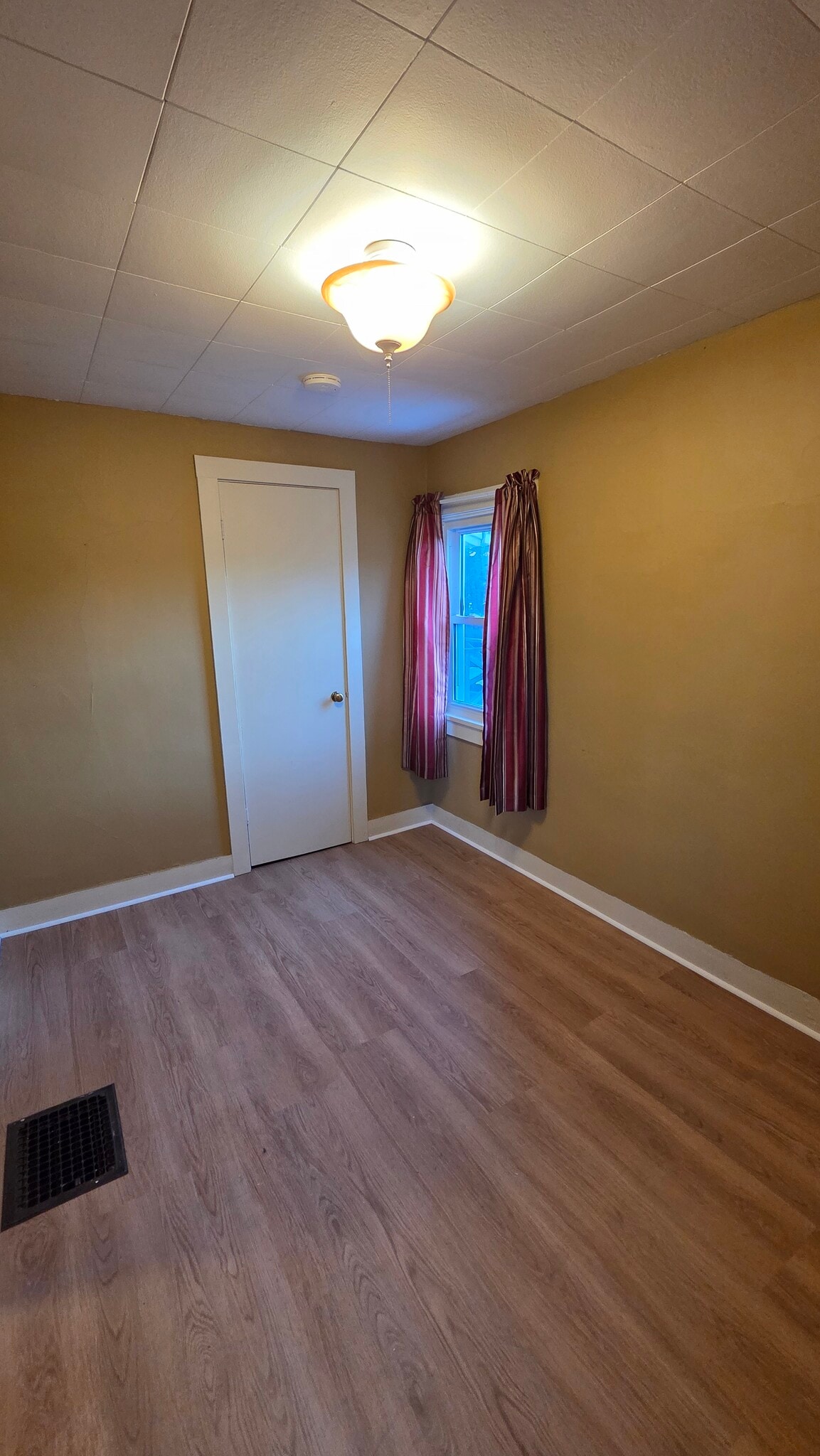 Building Photo - 120 N Harrison St