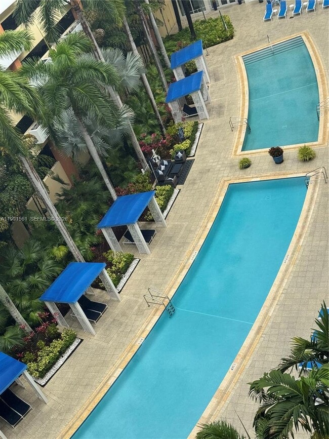 Building Photo - 18800 NE 29th Ave