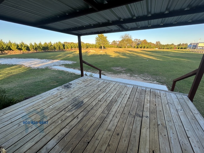 Building Photo - 358 County Rd