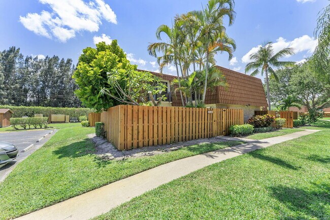 Building Photo - 3308 Spanish Wells Dr