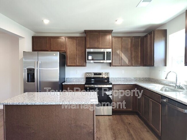 Building Photo - 8031 Sinnet Pl