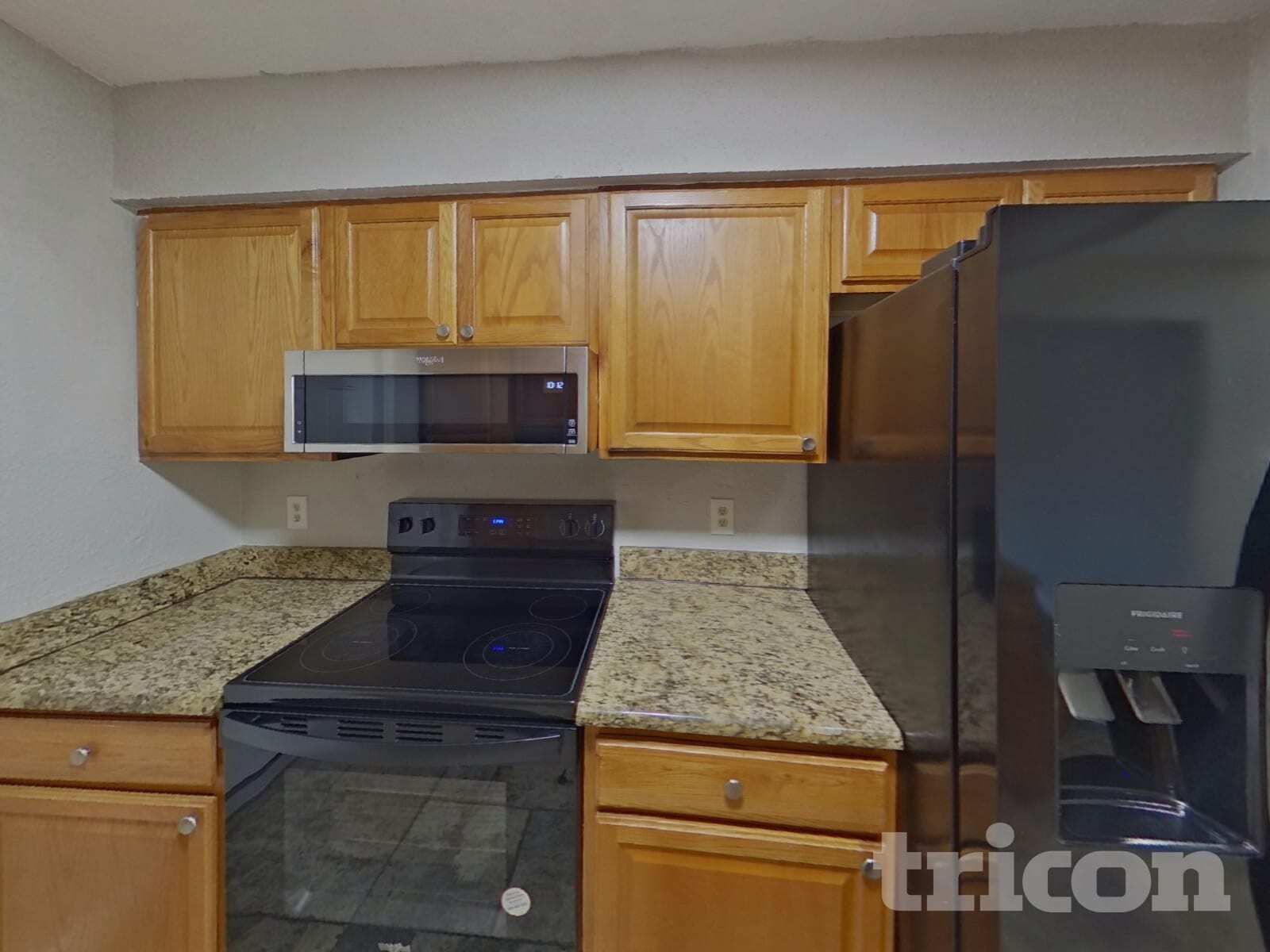 Building Photo - 902 Check Pl