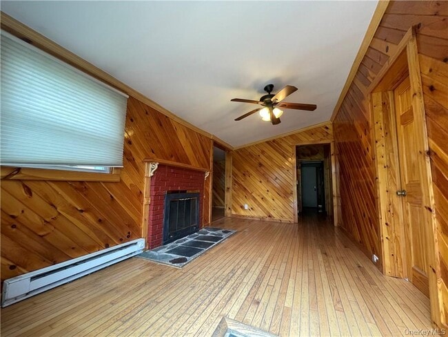 Building Photo - 22 Lake Ave