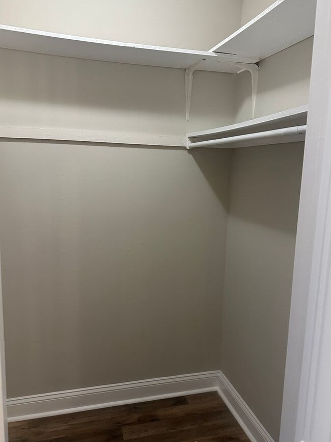 Building Photo - 3 Bed Large Townhome in West Ashley!