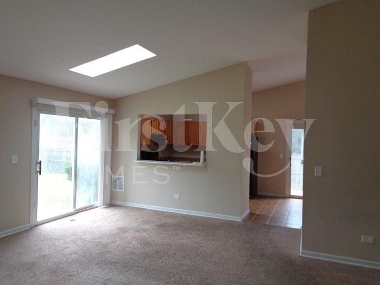Building Photo - 3616 Portsmouth Dr