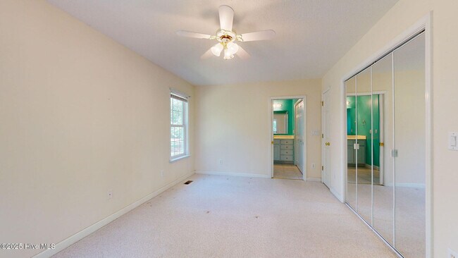 Building Photo - 2039 Royal Pines Dr