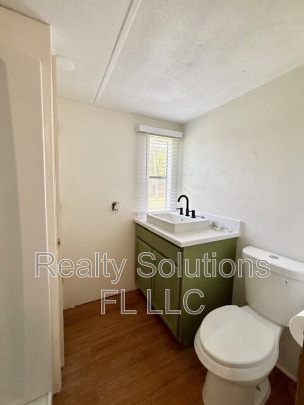 Building Photo - 15518 Lake Apopka Rd