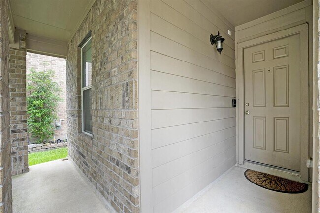 Building Photo - 11403 E Lake Gables Dr
