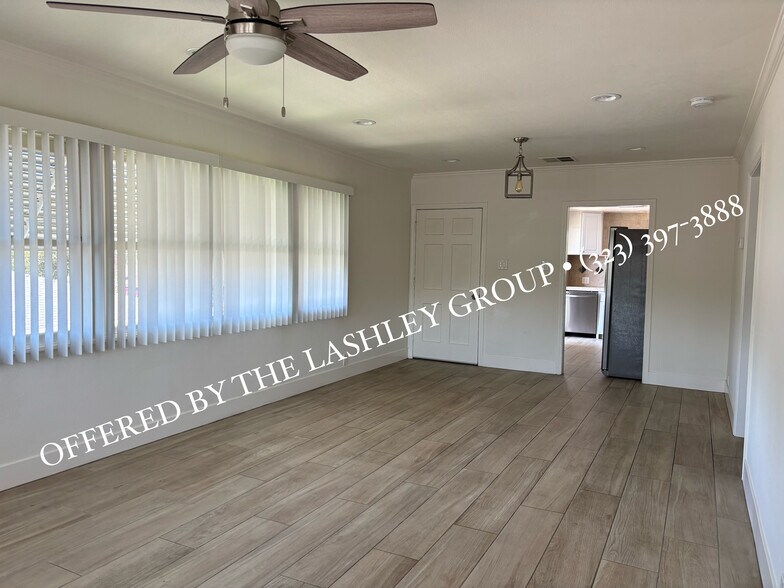 Building Photo - 3542 Orange Ave