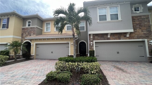 Building Photo - 10833 Alvara Way